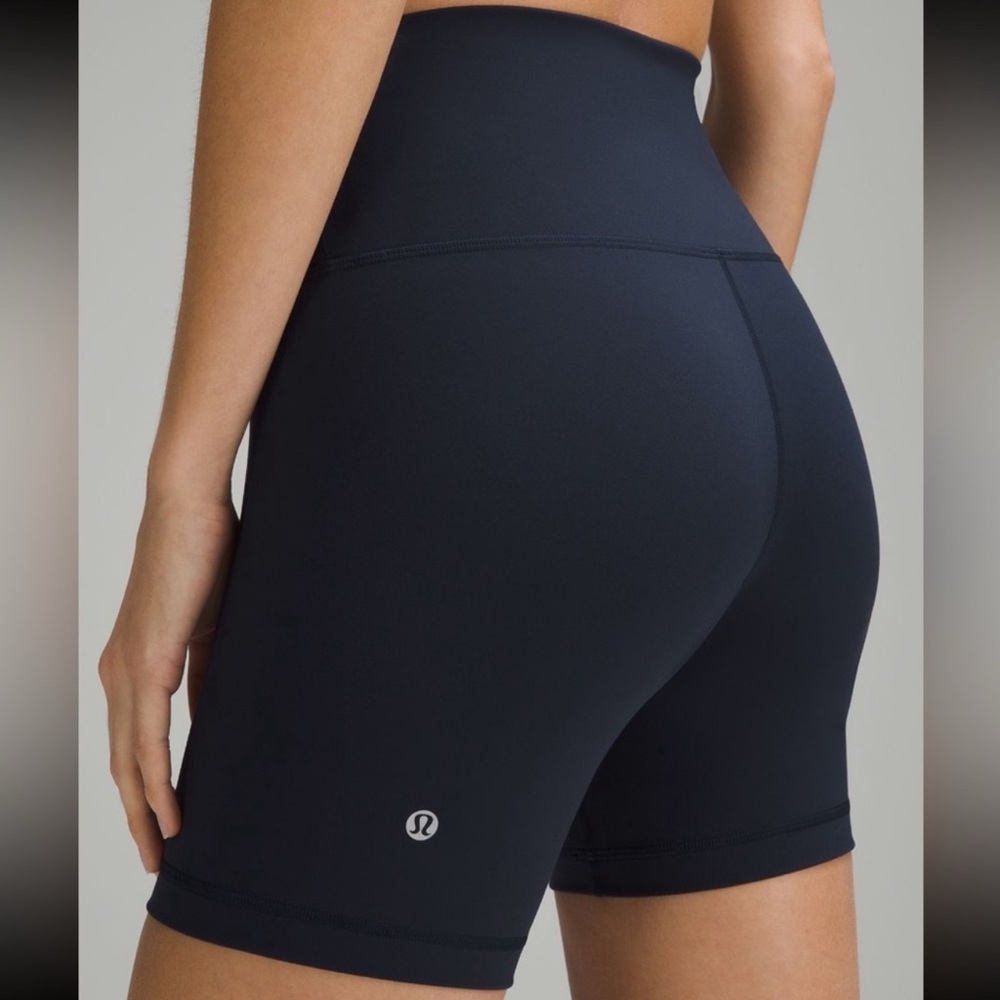 Lululemon Wunder Train Shorts 6" Navy Blue